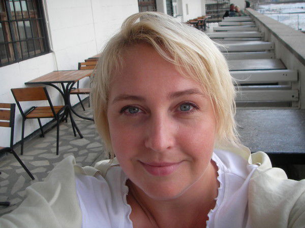 Елена Пивоварова