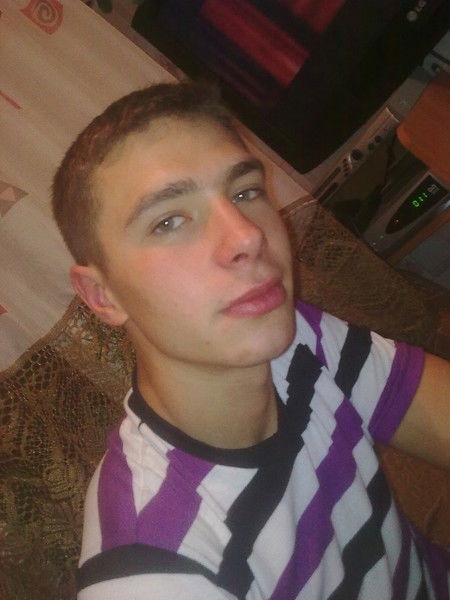 Олег Нескладнов