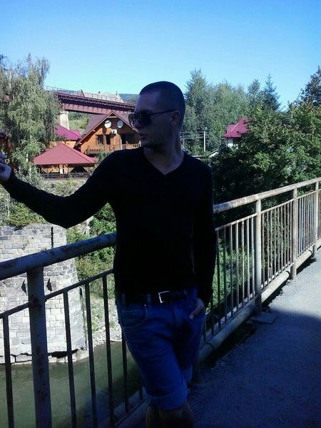 Рустам Ахмедов