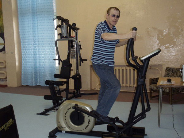 Стрельцов Эдуард