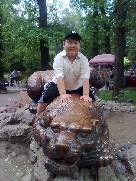 Руслан Ахылов