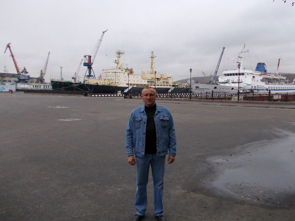 Александр Моисеев