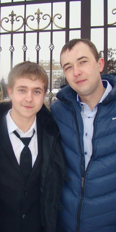 Владислав Галютин