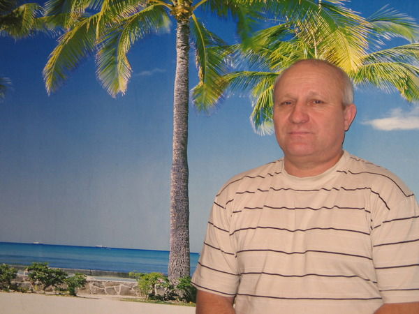 Иван Бобровский