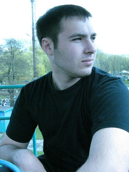 Дмитрий Карих