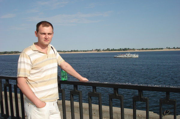 Роман Артемов