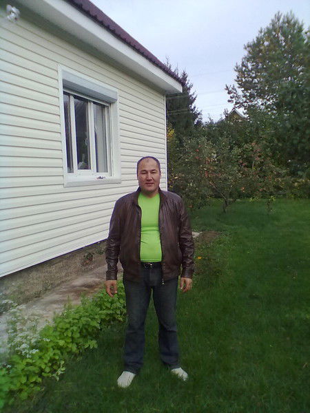 Шермат Худайберганов