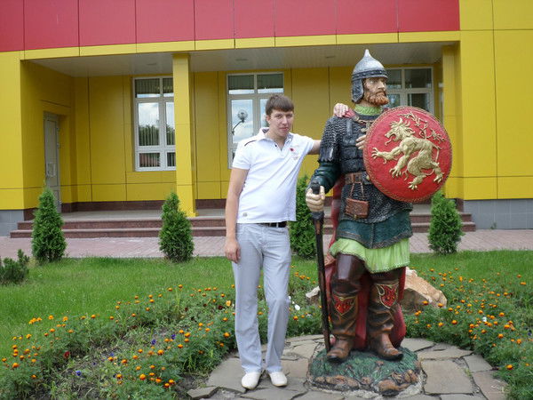 Паша Лестьев