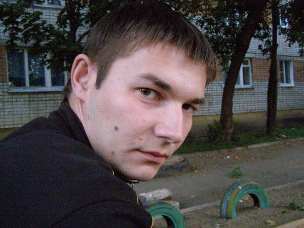 Андрей Захаров