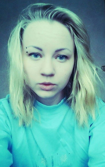 Настя Жданова