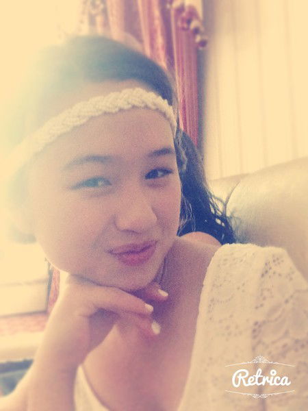 Акмоншак Ахатова