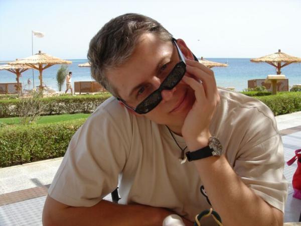 Игорь Дебрин