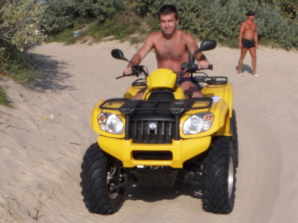 Дмитрий Мельников