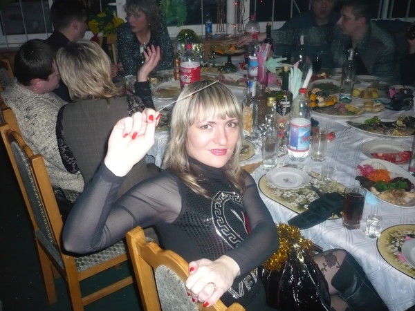 Алёна Островская