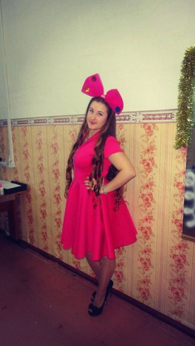 Елена Скурат