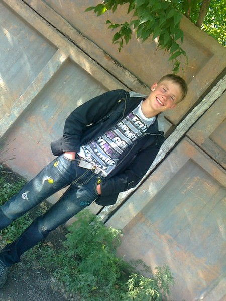 Данил Золотарь