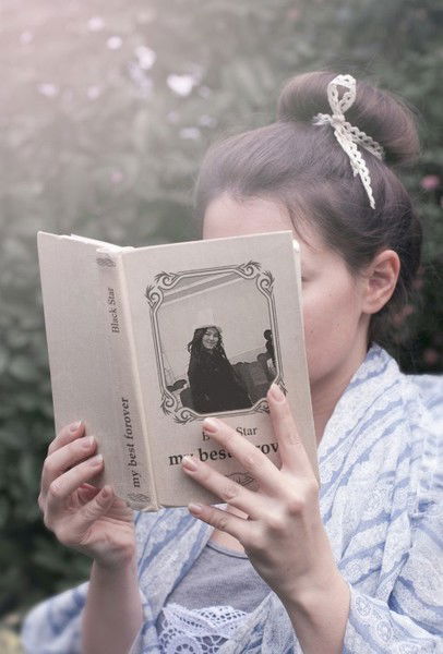 Pretty Pearl Cheerful Crumb