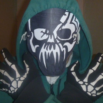 Артём Шкунденко