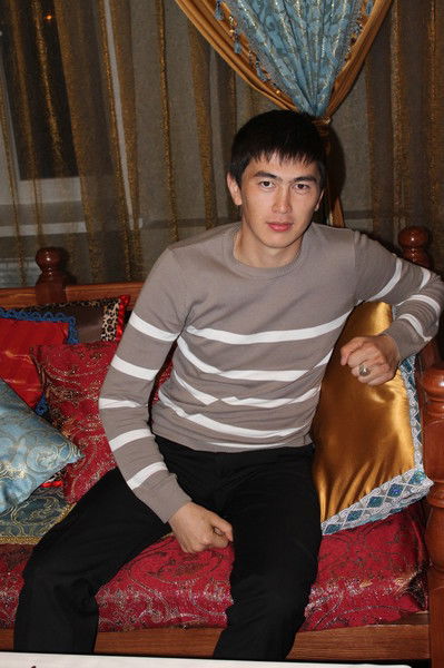 Олжас Хайдарович