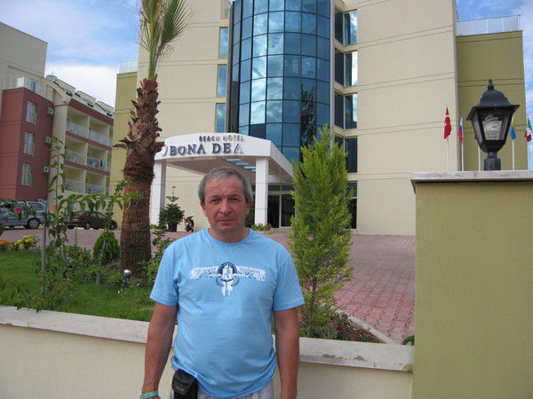 Мунир Булатов