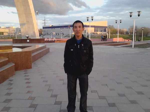 Алмас Курмангалиев