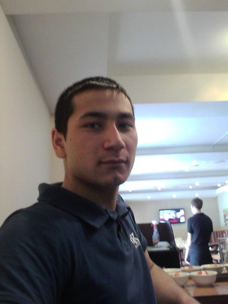 Акрамжон Акбаров