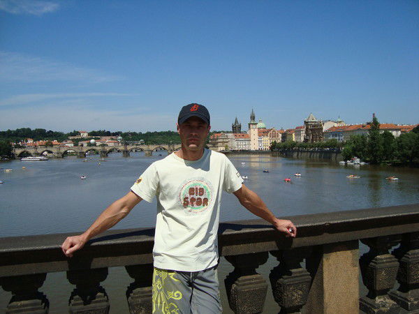 Дмитрий Ухов