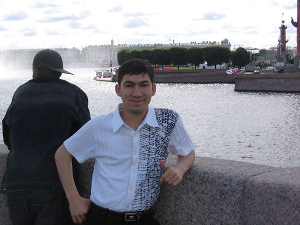 Улугбек Шермухамедов