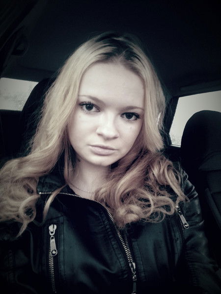 Юлька Мымрина