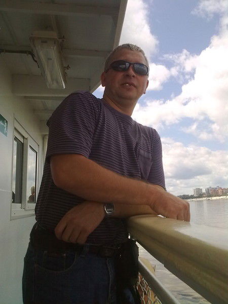 Олег Степанов