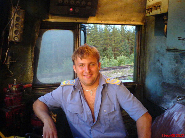 Максим Иванов