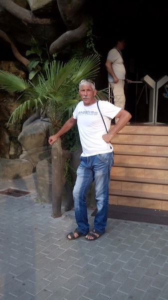 Александр Баранец