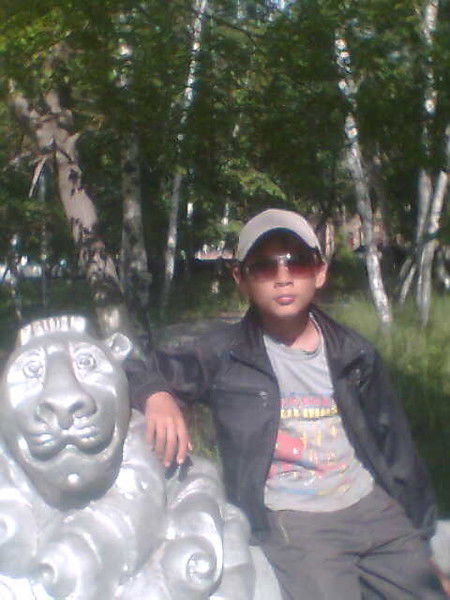 Максим Кариков