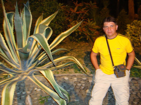 Игорь Попов