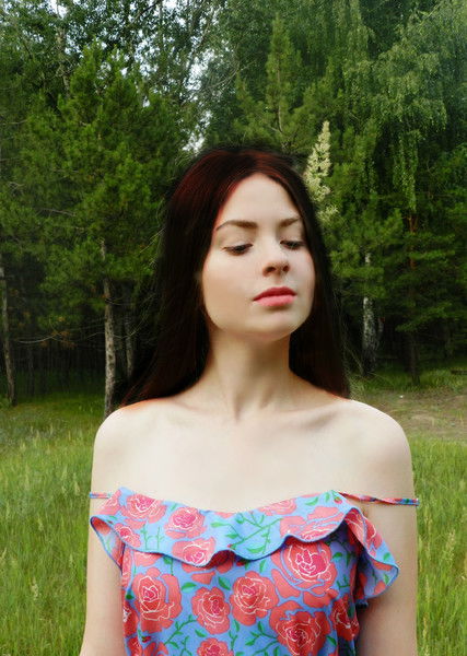 Арина Попова