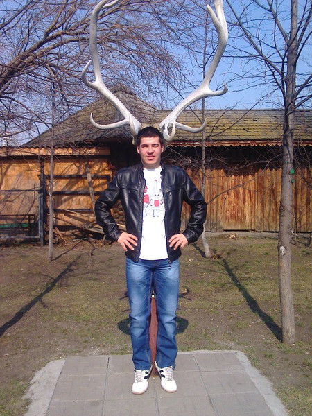 Дмитрий Аксинин