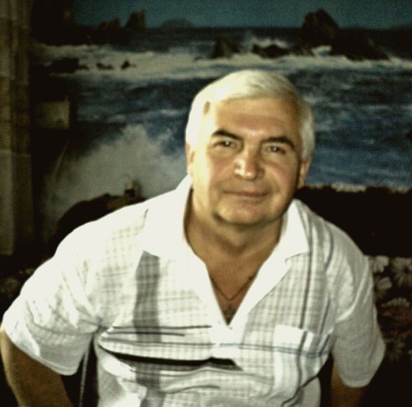 Михаил Титов