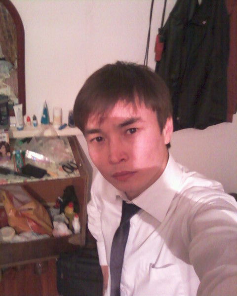 Бактияр Мамутов