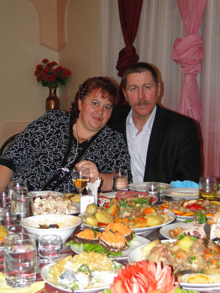 Елена Долгополова