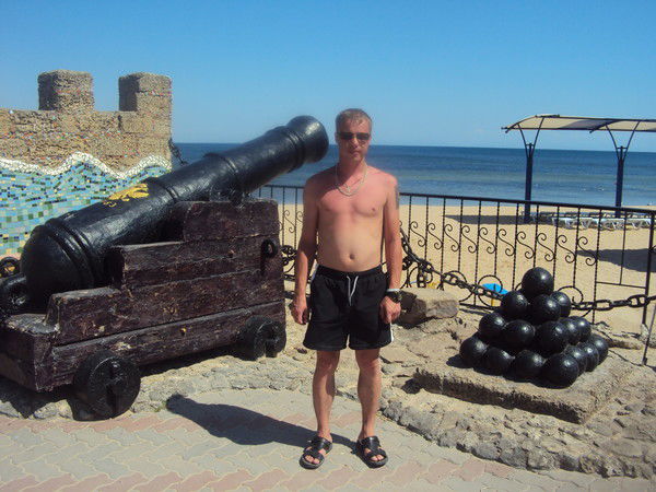 Антон Борков