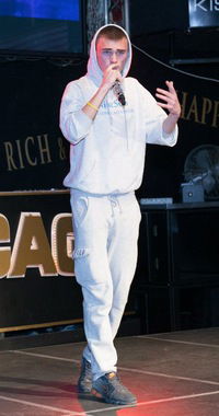 Никита Титов