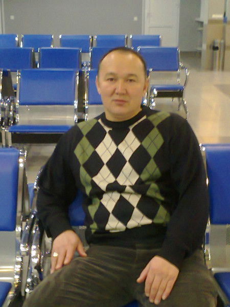 Сержан Ахметжанов