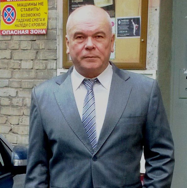 Михаил Михайлов