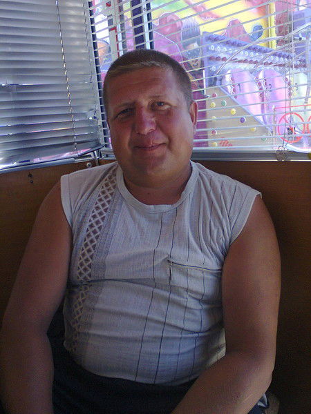 Олег Фролов