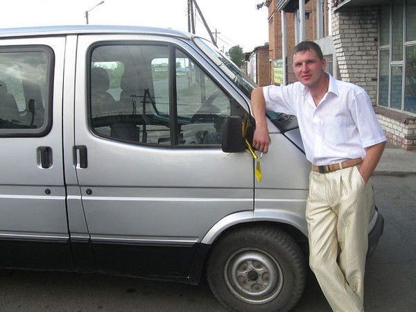 Александр Боровик