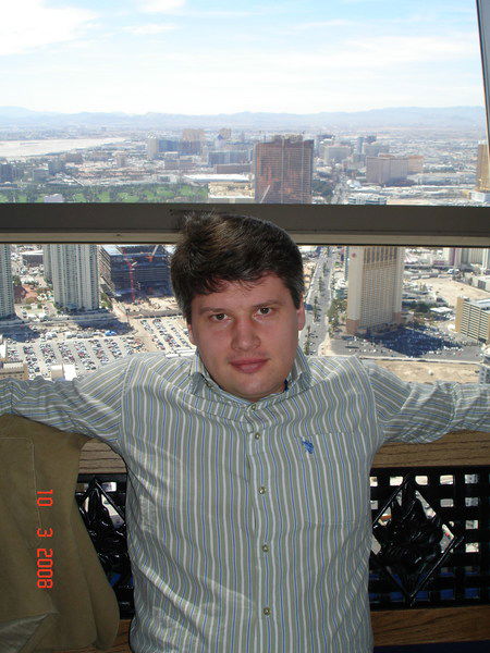 Влад Семенов