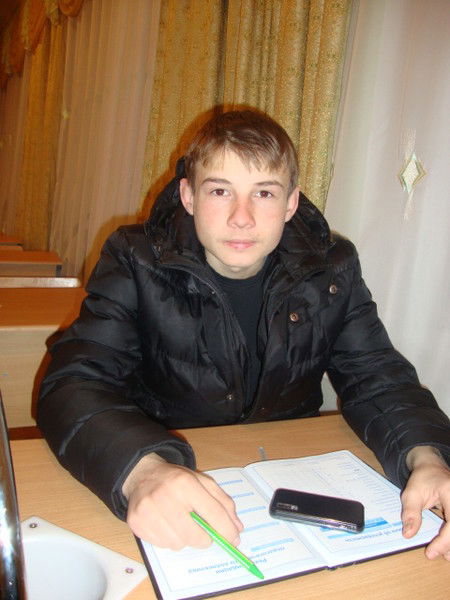 Денис Летучий