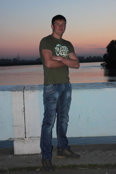 Геннадий Артамонов