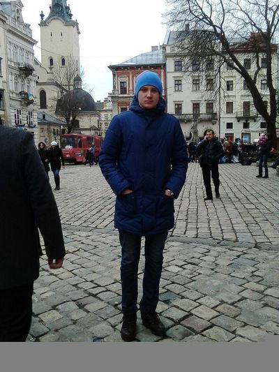 Максим Пешко