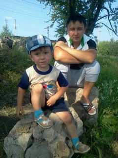 Нияз Искаков